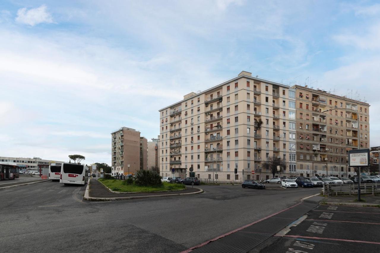 Sunny Apartment Piramide Rome Extérieur photo